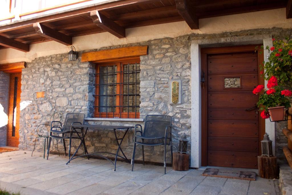 Lo Ni Di Candolle Gignod Exterior photo